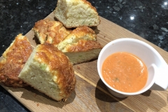 10-minute-tomato-soup-with-cheese-and-onion-soda-bread-scaled