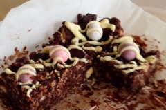 crispy-easter-fridge-cake